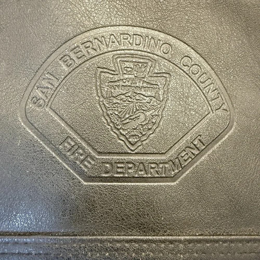 LEEDs San Bernardino California Fire Department Padfolio Daytimer VTG